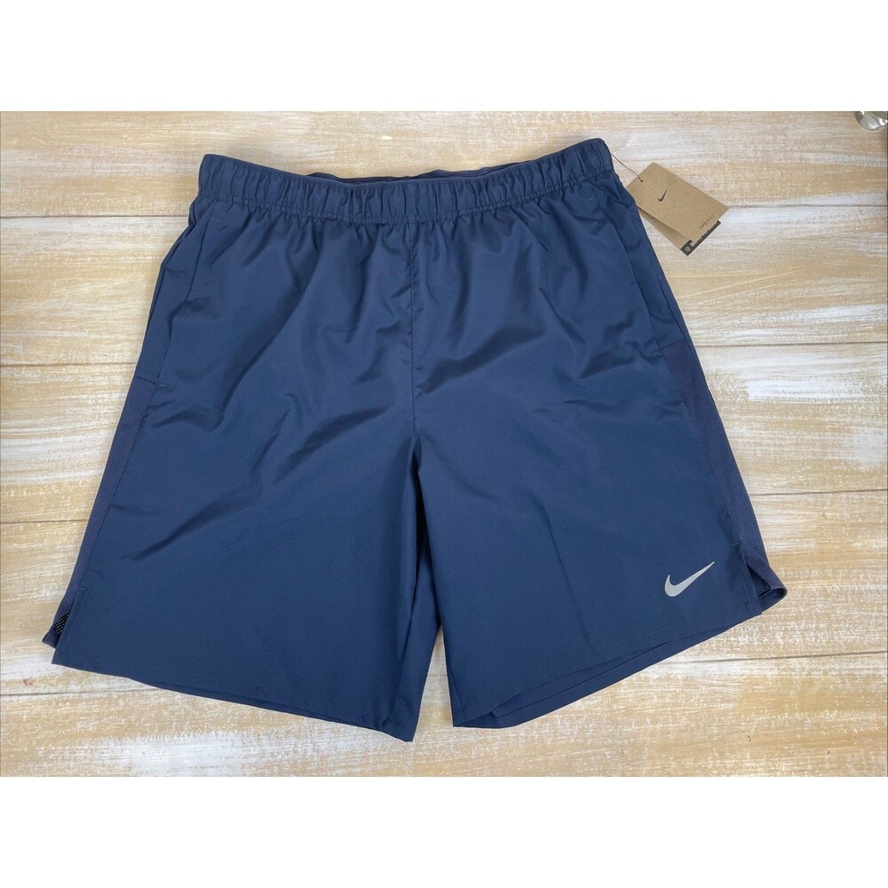 NWT NIKE Men's Dri-FIT Challenger Running Shorts Sz L Standard Fit 9" Length